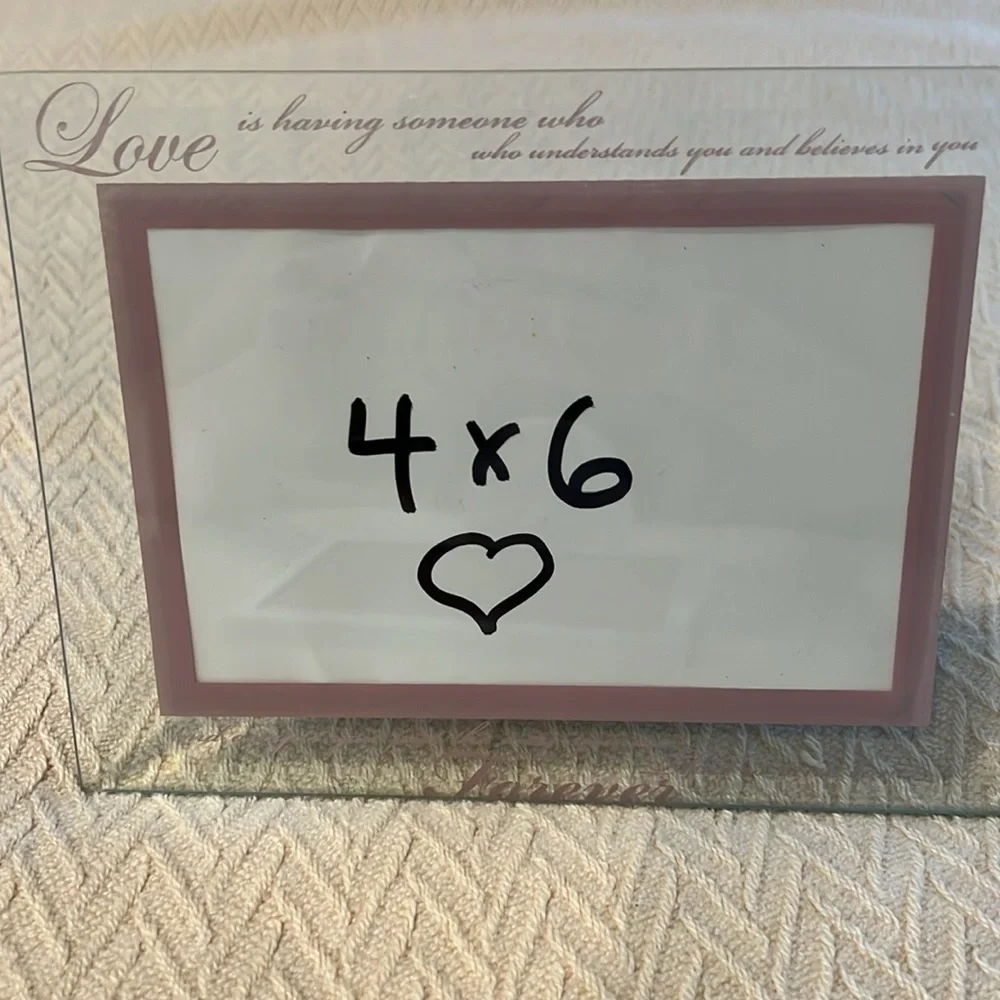 Variety of picture frames grab all 4 for a great price
